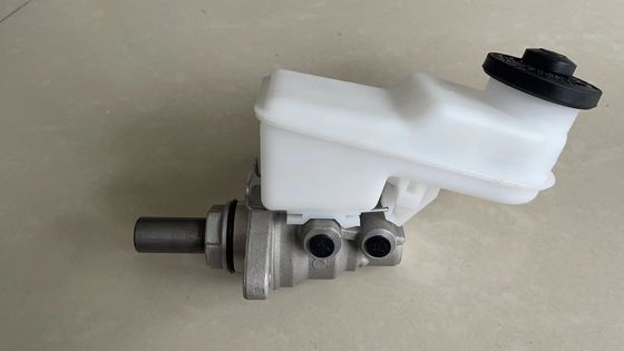 47207-52021 FITS TOYOTA 47207-52021 Mestre de travagem Sub-conjunto do cilindro menos reservatório tanque NCP12L-BDMRKA 
