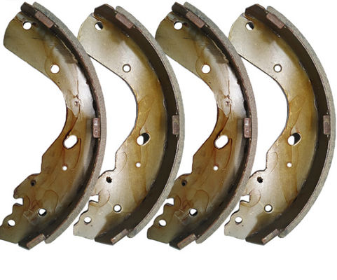 Isuzu D-Max 8-97947-802-0 Mitsubishi L200 Sapatos de freio de tambor 4600A447